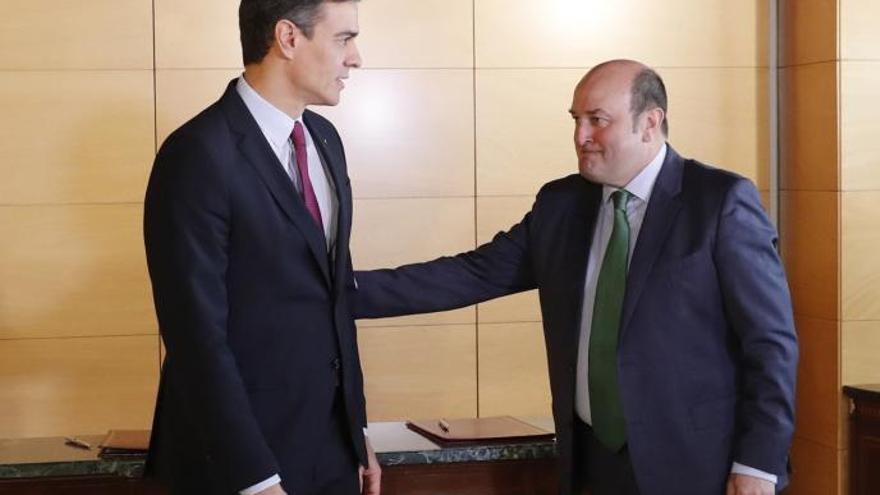 Ortuzar garantiza que el PNV mantendrá el apoyo a Sánchez