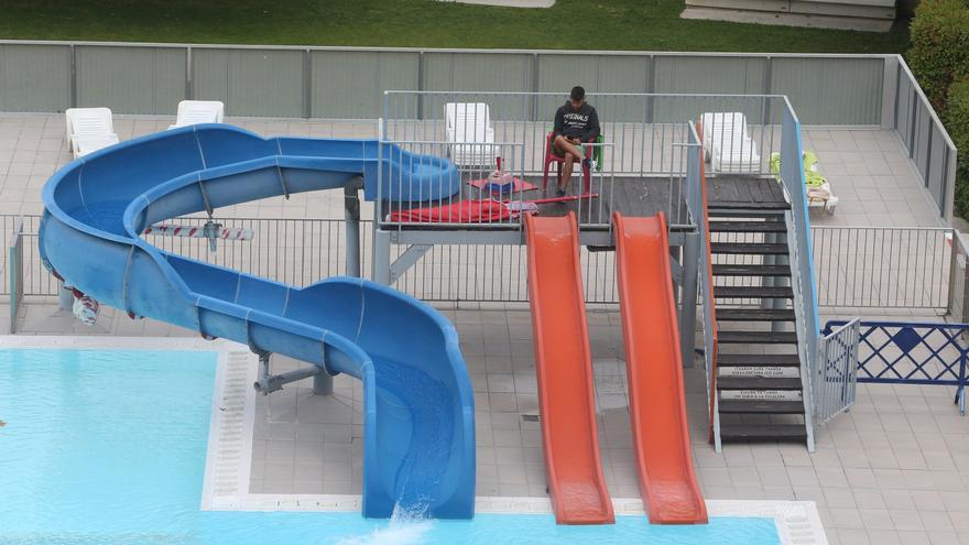 Piscinas vacías, un verano sin chapuzones