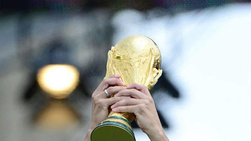 Lahm pone fin a su carrera como internacional como campeón del mundo