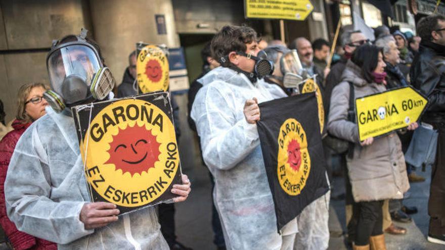 Imagen de archivo de una manifestación por el cierre de Garoña.