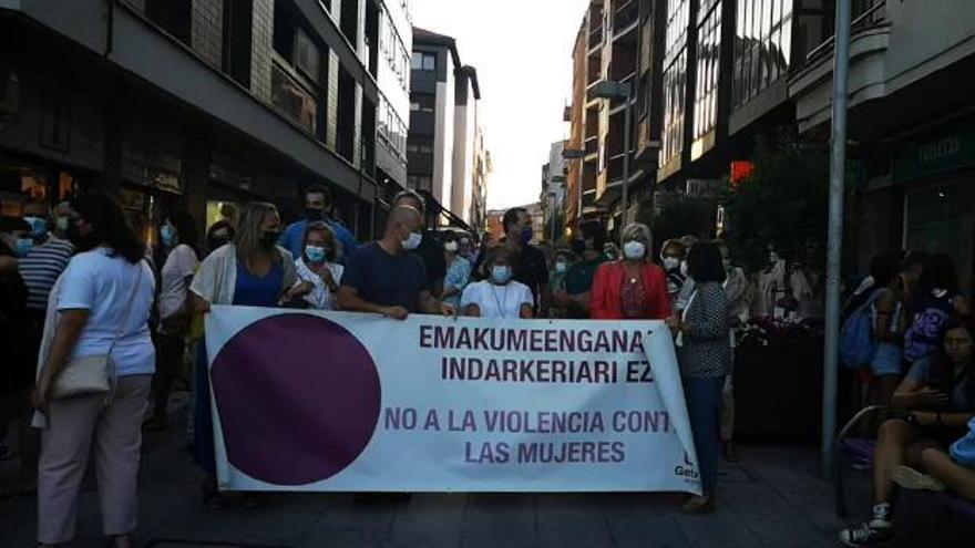 Manifestación en Getxo por la presunta agresión sexual en Plentzia