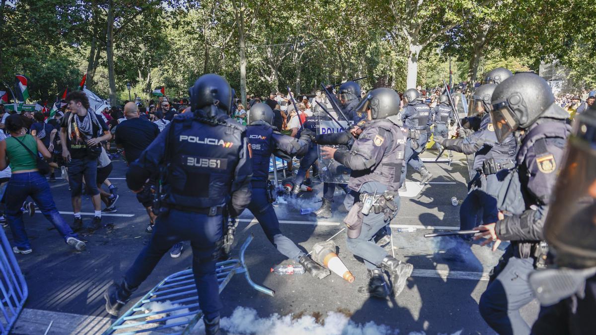Cargas policiales en Madrid contra los manifestantes propalestina
