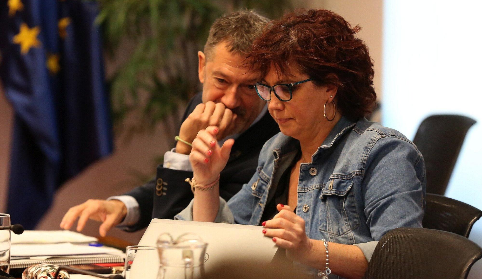Fotos de la sesión de este martes de la comisión de investigación del Parlamento de Navarra