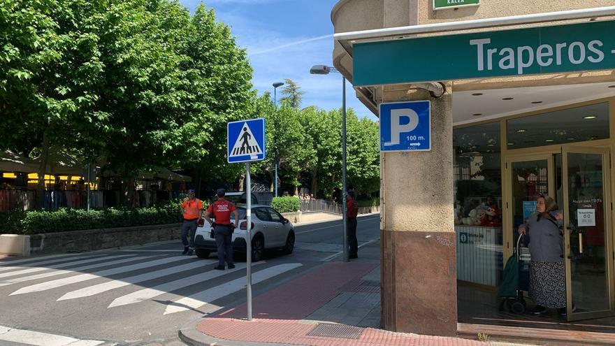 Herida muy grave una mujer atropellada en el centro de Tafalla