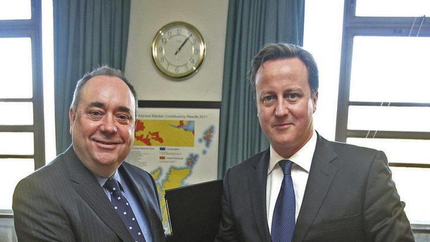 Salmond y Cameron sellan el acuerdo para dar la palabra a Escocia.