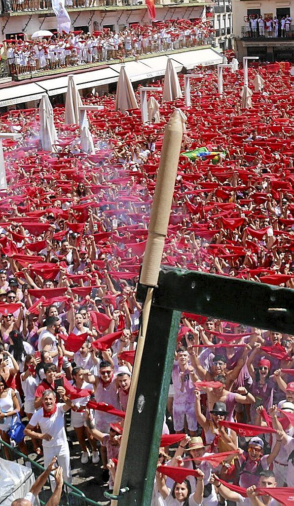 El cohete, en el momento de salir en las fiestas de 2022.