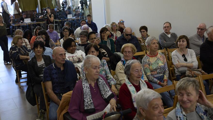 Azpilagaña celebra el primer foro de barrio con identidad propia