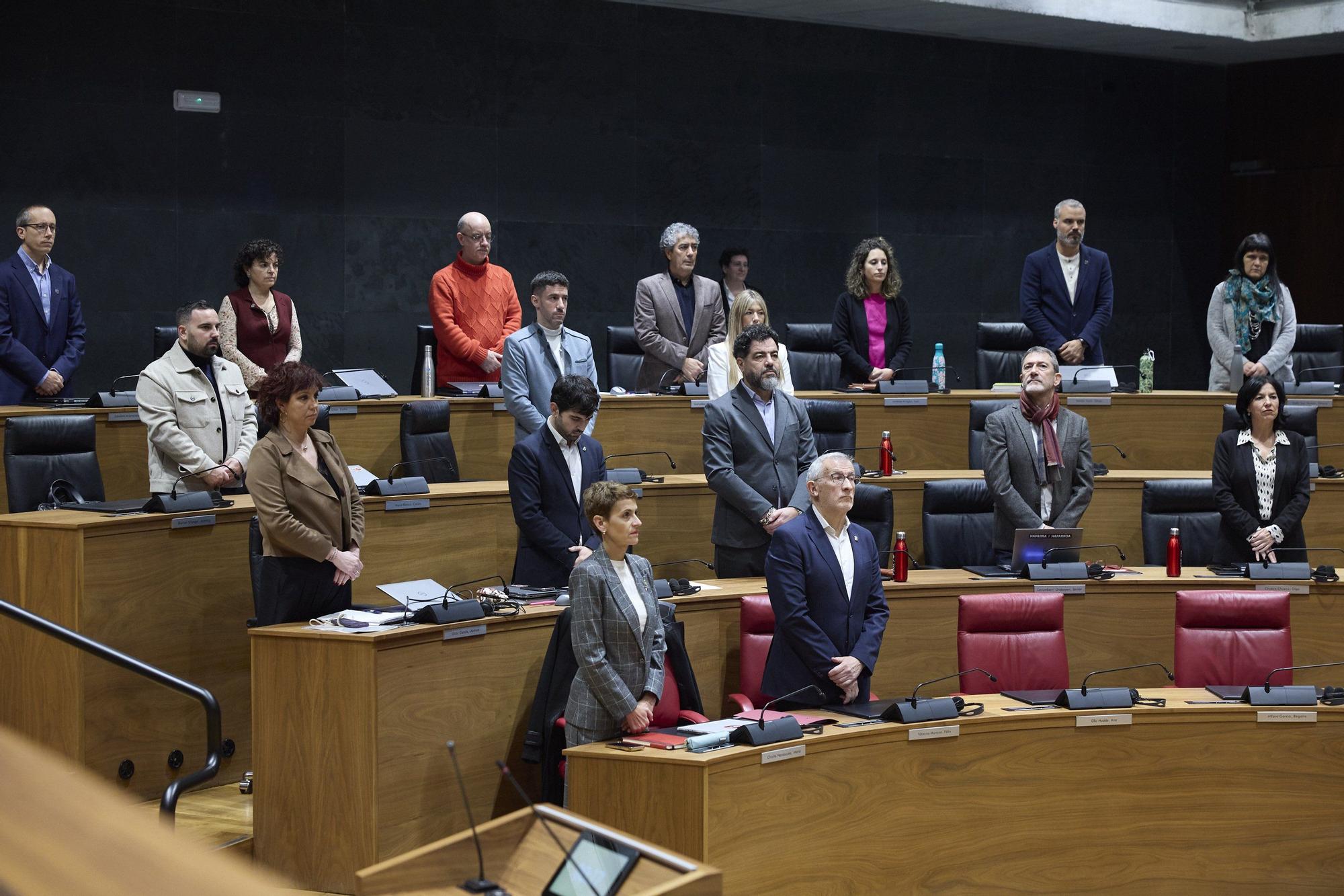 Fotos del pleno del Parlamento de Navarra del 27 de noviembre