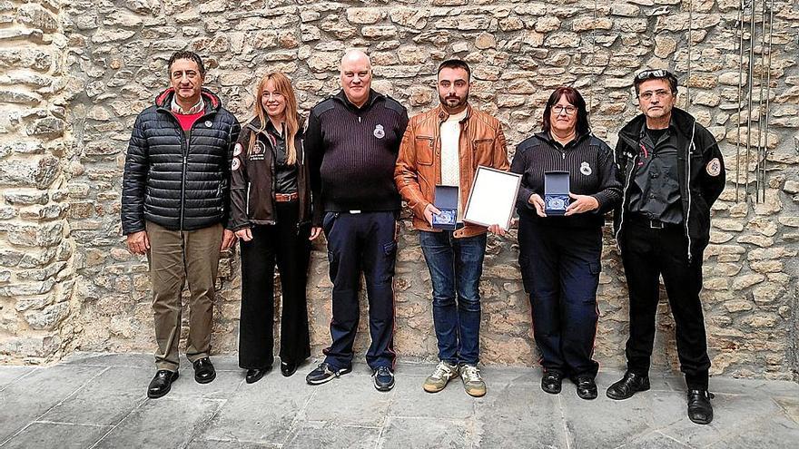 Carlos Menéndez, ertzaina:“ El cuerpo te pide volcarte en ayudar a las personas”