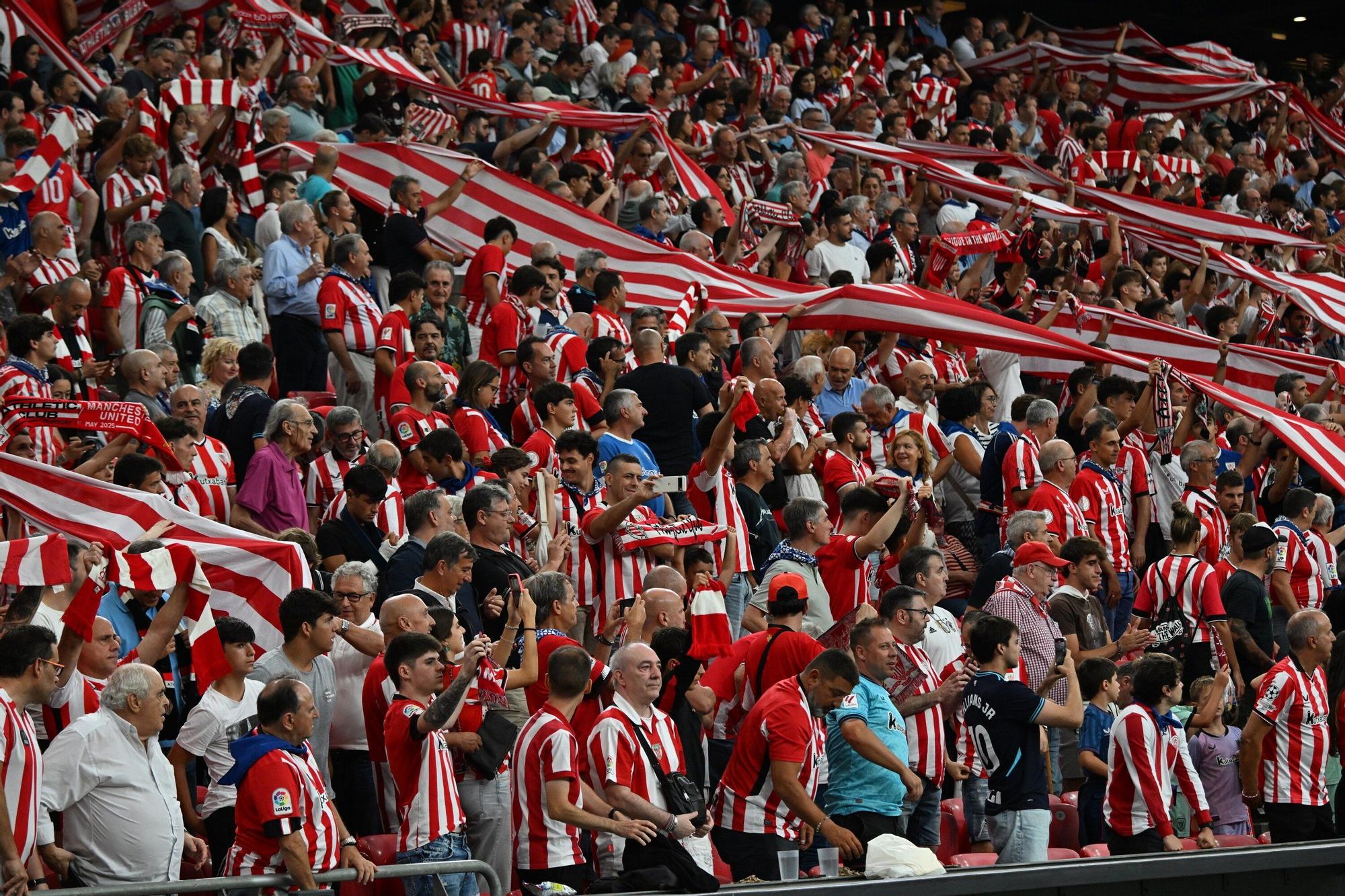 En imágenes: ¿Has estado en San Mamés viendo el Athletic-Sevilla? Búscate en nuestra galería