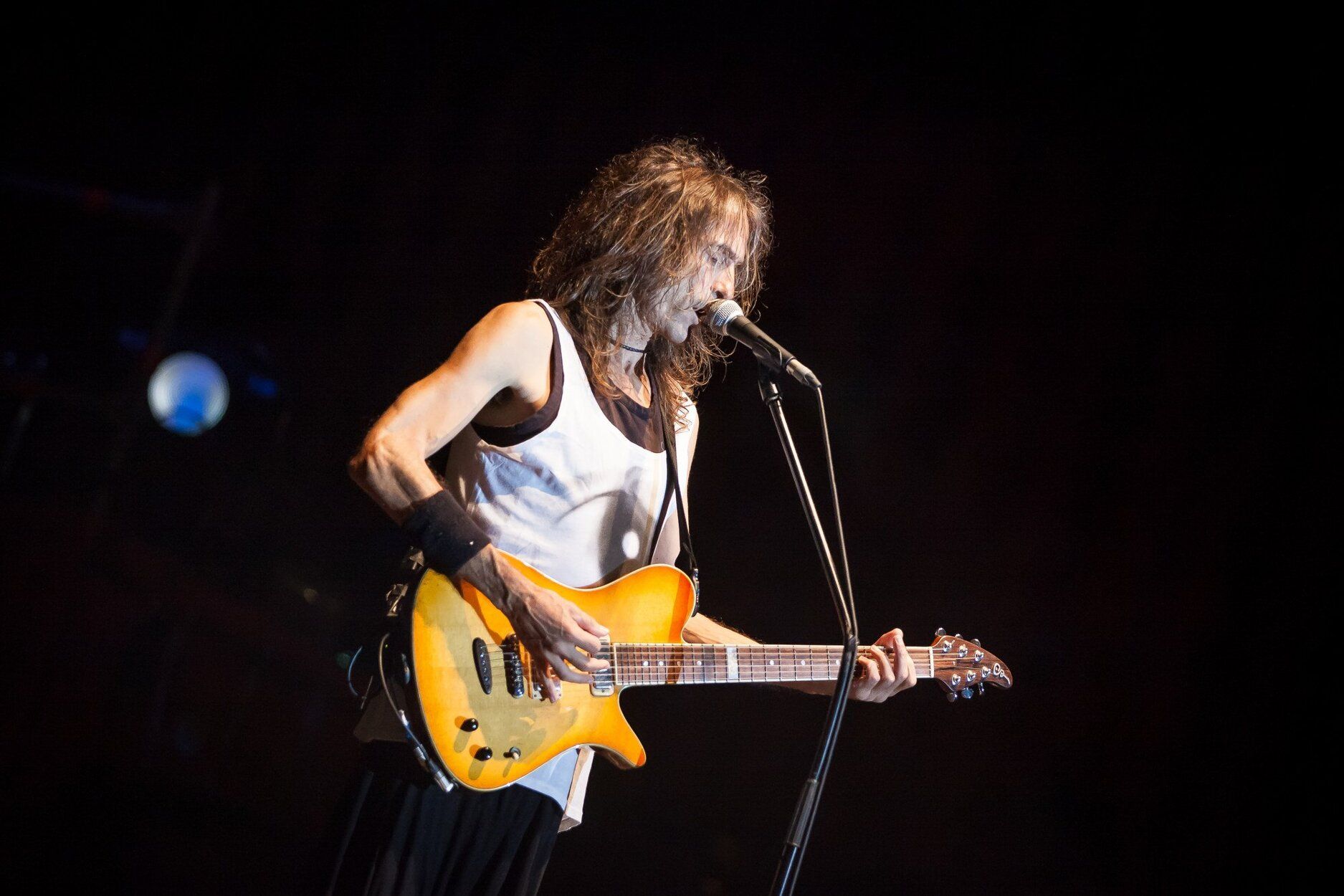 Muere Robe Iniesta, líder de Extremoduro