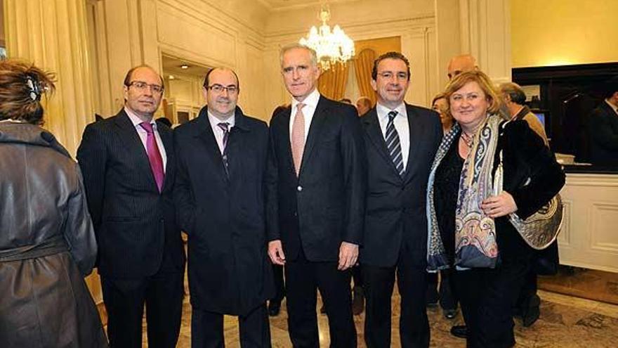 Javier Manso, Xabier Pérez Gaubeka, Juan Ignacio Vidarte, Marcos Franco y Elvira Mugerza.