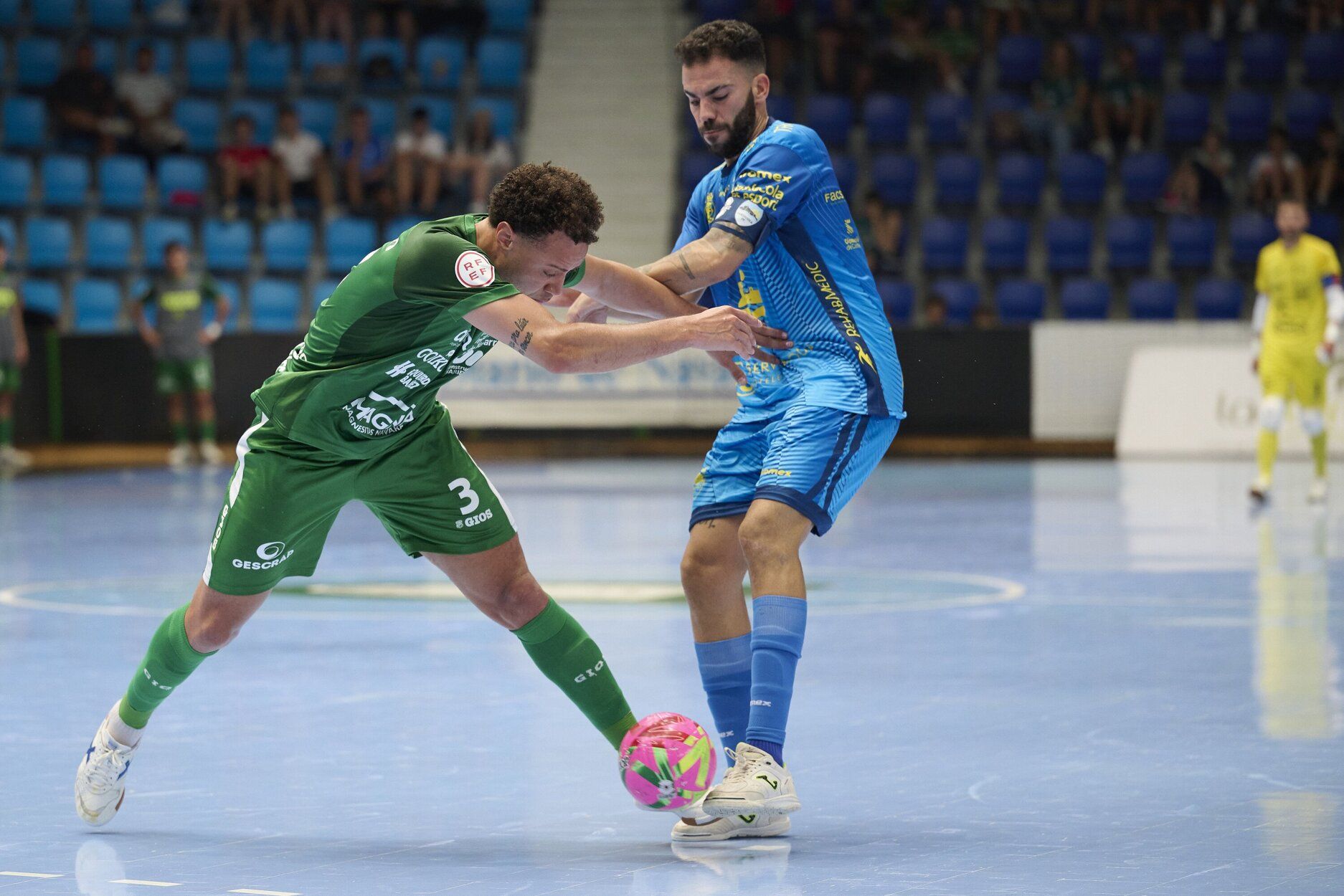Fotos de la victoria de Osasuna Magna Xota frente a Peñiscola (5-4)