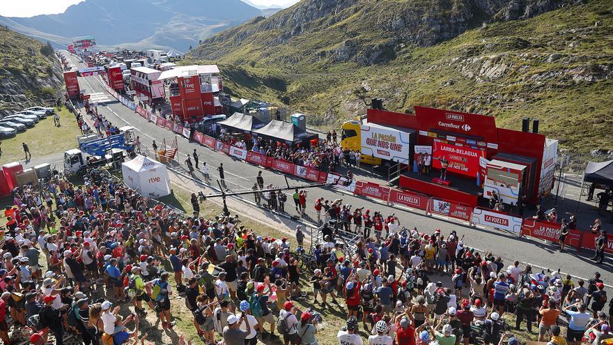 Sendaviva y Larra-Belagua preparan actividades y servicios especiales para la etapa 10 de La Vuelta 2025