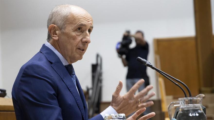 Erkoreka ve posible acuerdos parciales con los sindicatos de la Ertzaintza si no piden "el todo"
