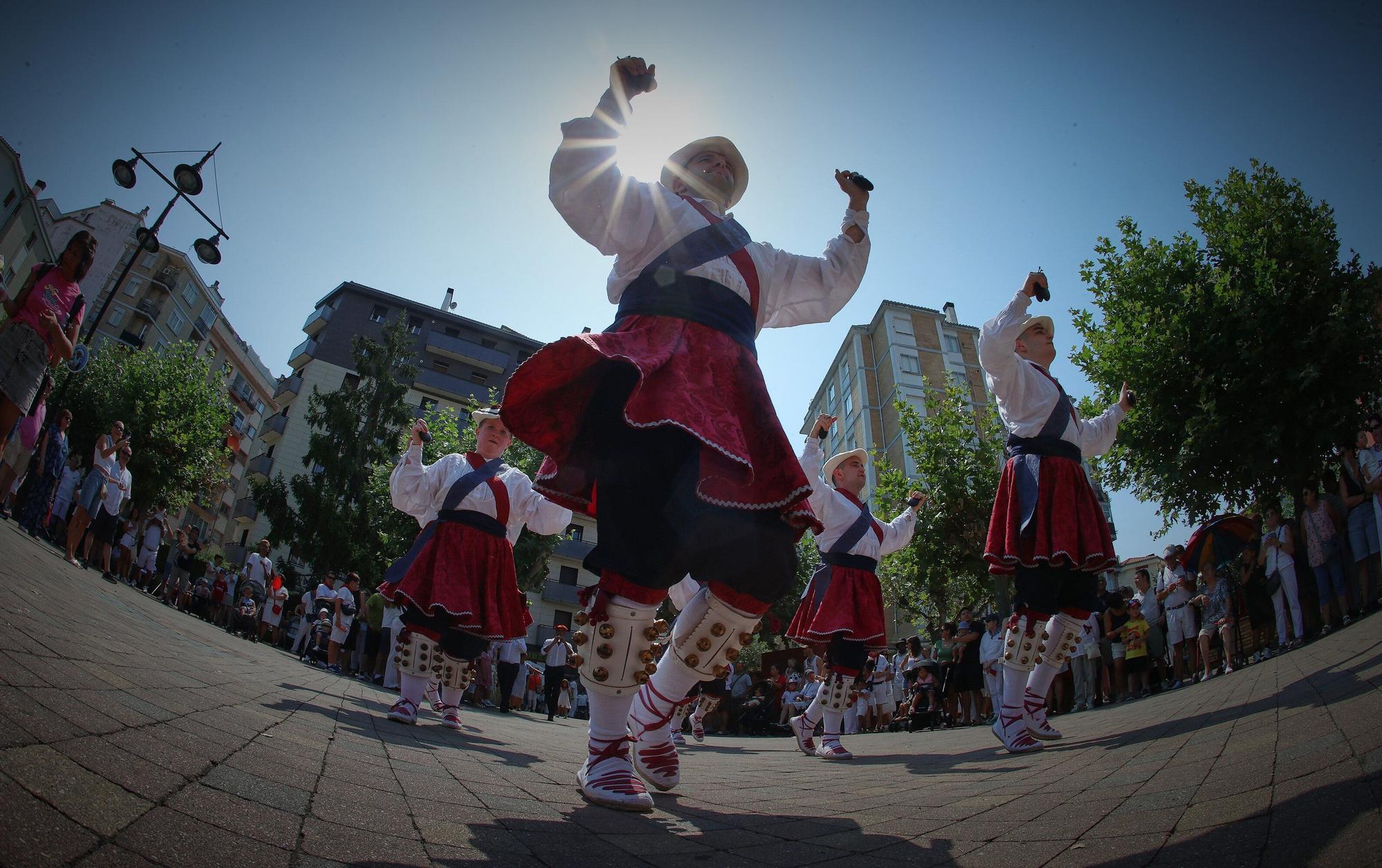 Fotos del día grande de las fiestas de Burlada 2025