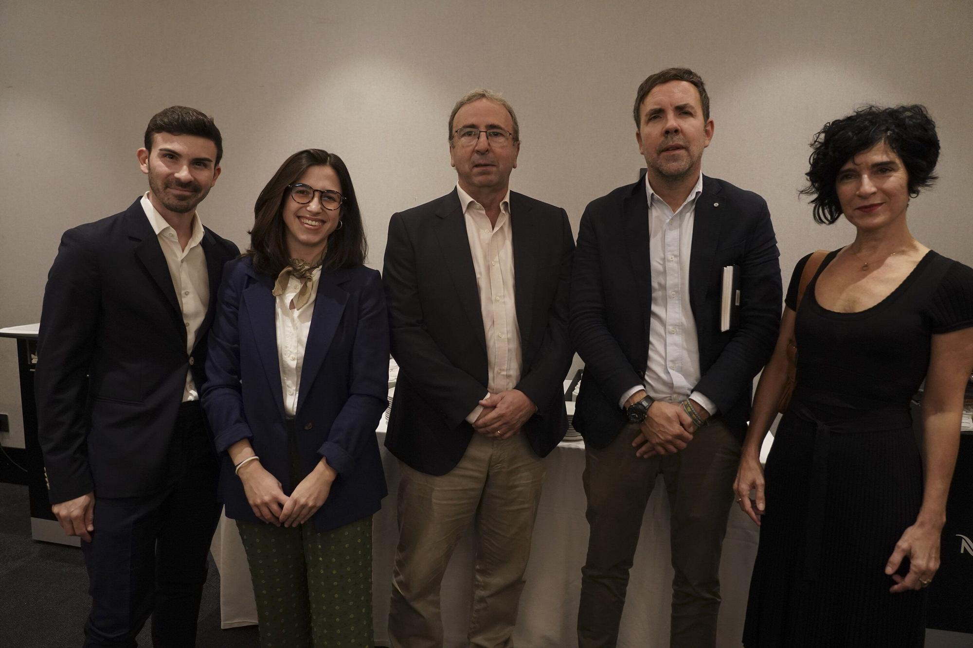 Jorge Rubio, Paula Armesto, Matín Sagasti, y Alfonso Palacios-Pelletier y Cecilia Velasco, de BBVA.