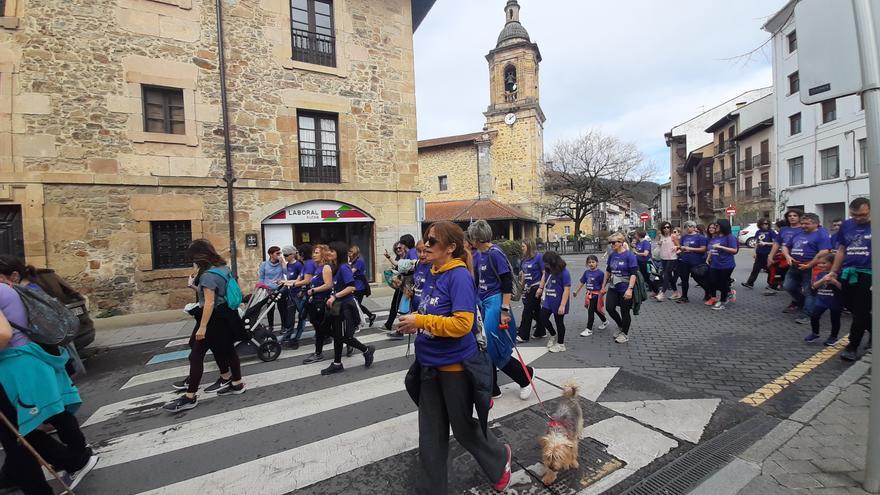 Aretxabaleta y Eskoriatza volverán a unirse por el deporte femenino y la igualdad