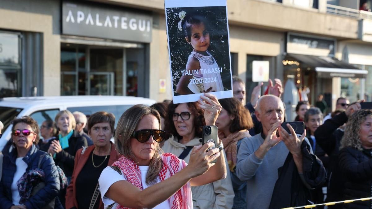 Zinemaldia: la solidaridad con Palestina llena las calles de Donostia