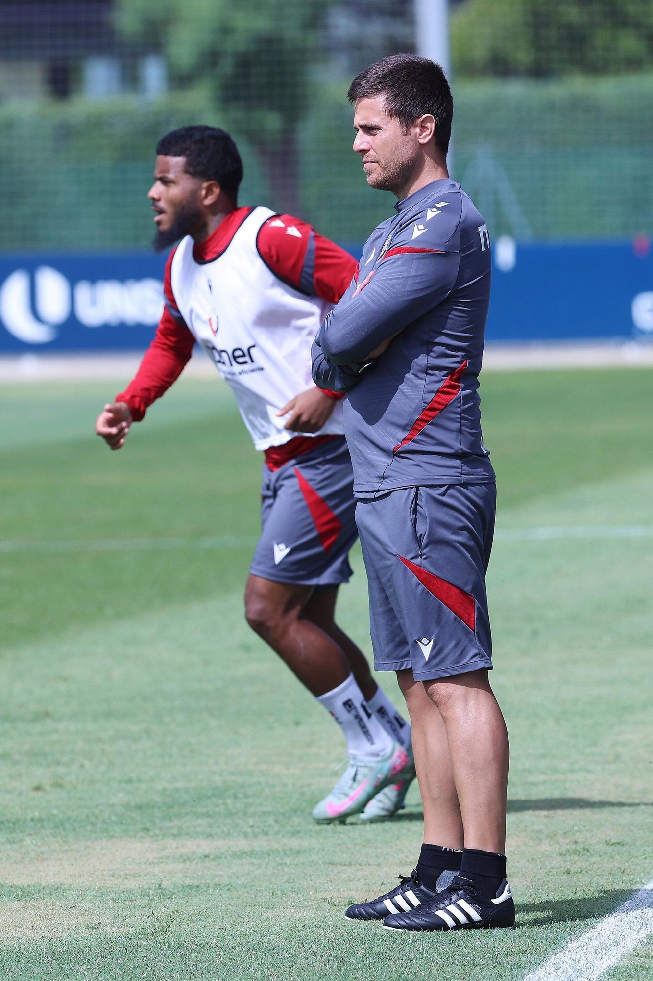 Fotos del entrenamiento de Osasuna (25/07/2025)