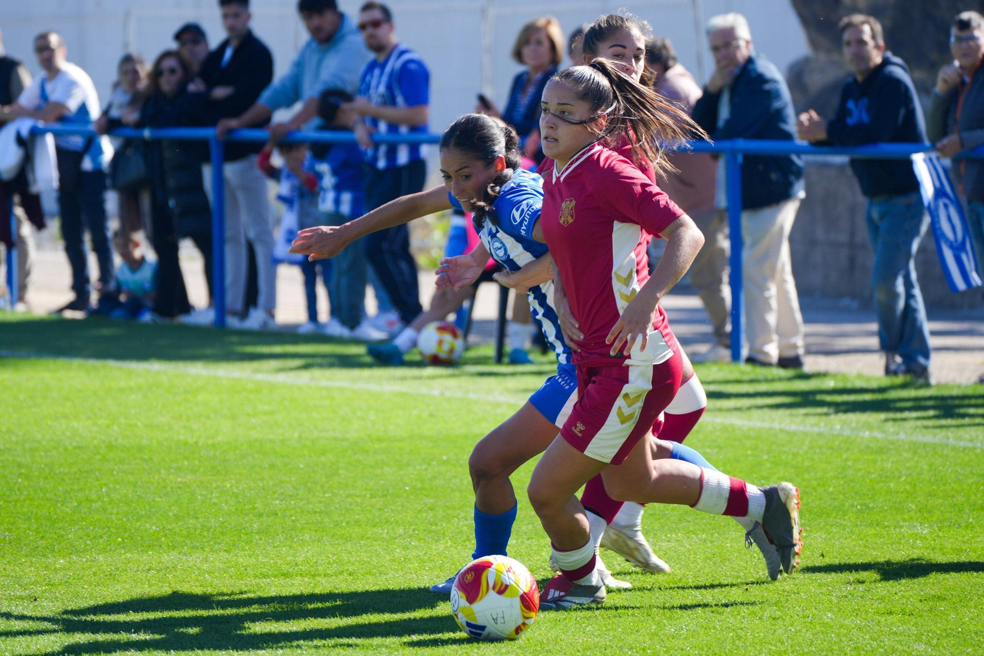 En imágenes: Las Gloriosas consiguen los tres puntos frente al Tenerife Sur B