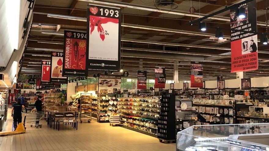 E.Leclerc Pamplona celebra su 30 aniversario con una exposición histórica