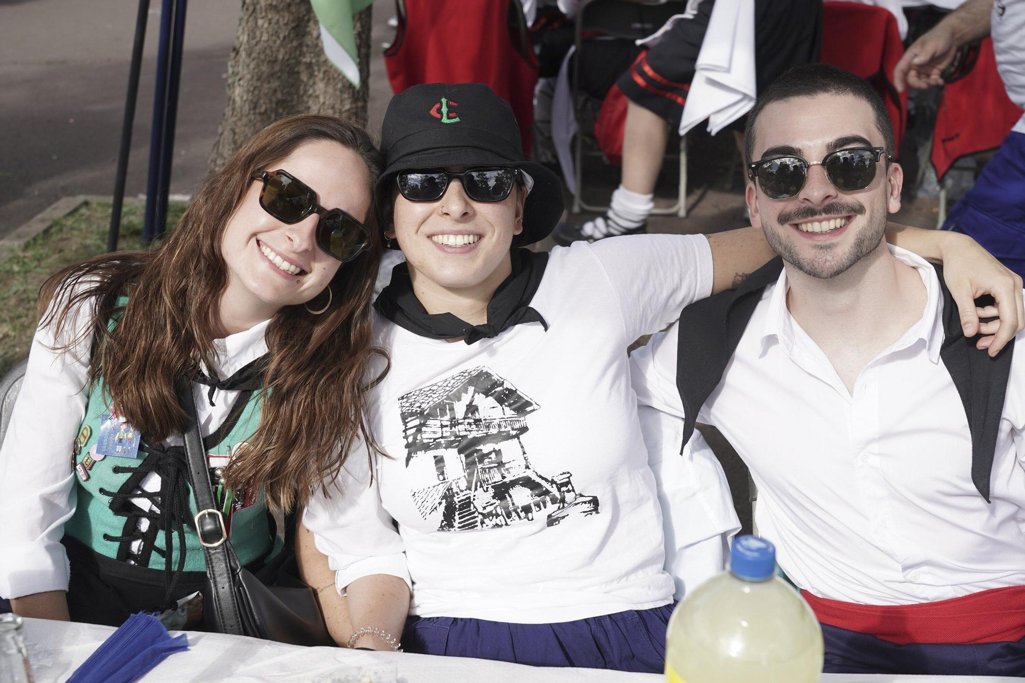 Más de 3.600 personas en la comida de cuadrillas de Basauri: “Es es indescriptible, se nos está yendo de las manos”