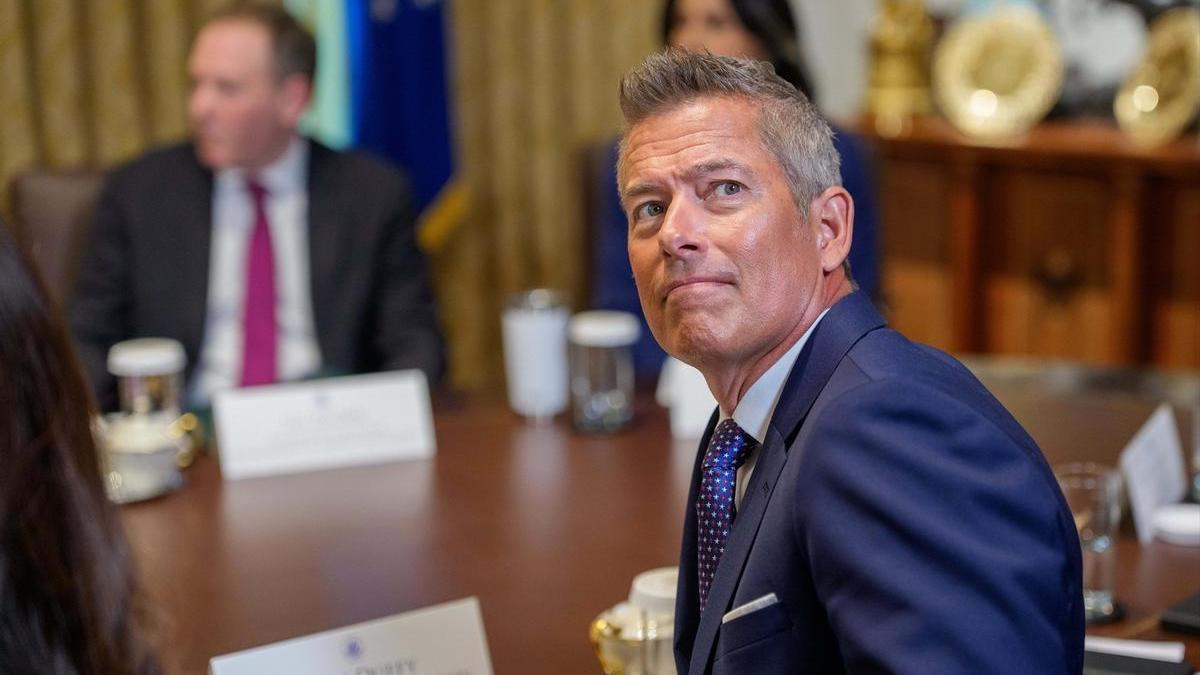 El secretario de Transportes de Estados Unidos y director interino de la NASA, Sean Duffy.