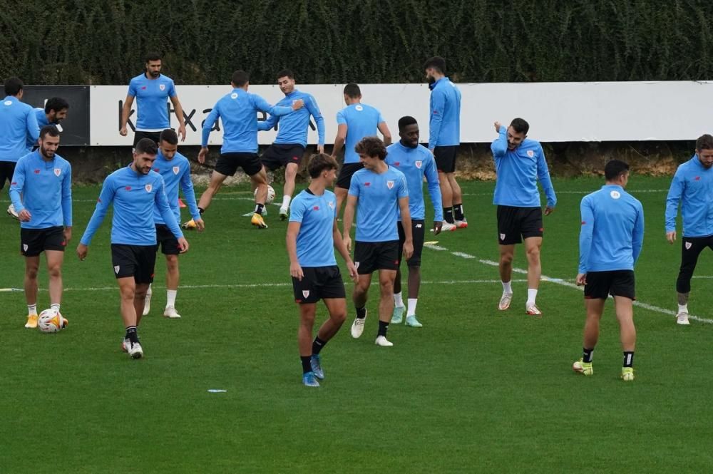 Entrenamiento del Athletic en Lezama.