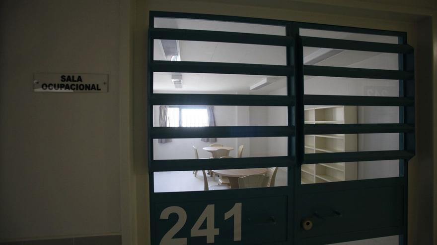Condenada por intentar introducir cocaína, cannabis y móviles en la cárcel de Pamplona