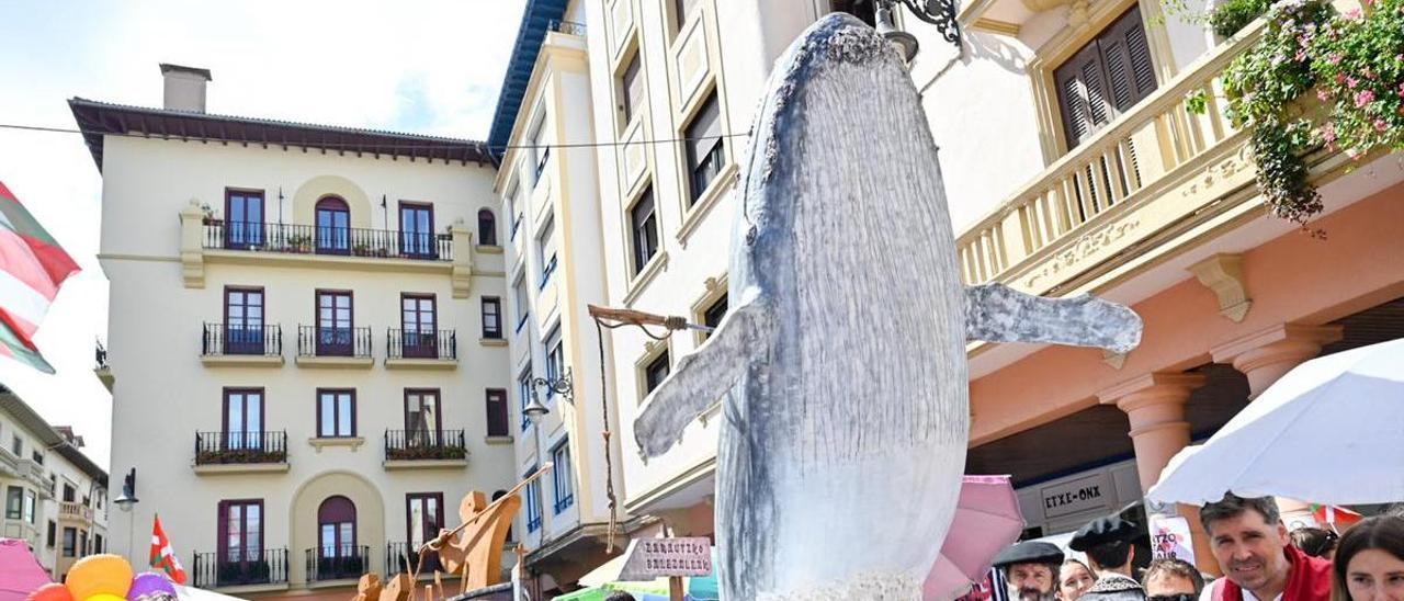 “Los jóvenes no se animan a crear una carroza en las Euskal Jaiak de Zarautz porque no tienen medios”
