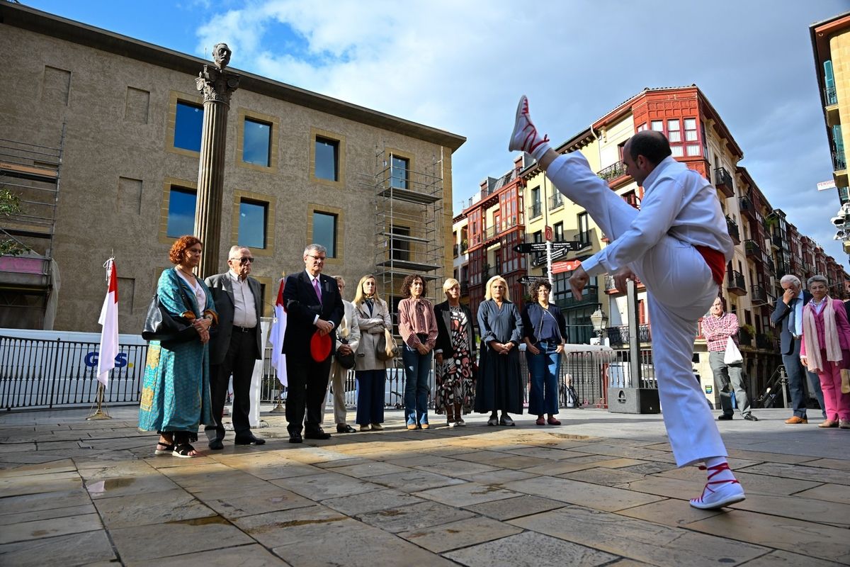 Bilbao recuerda en el homenaje a Unamuno su defensa de "la libertad y la dignidad humana"