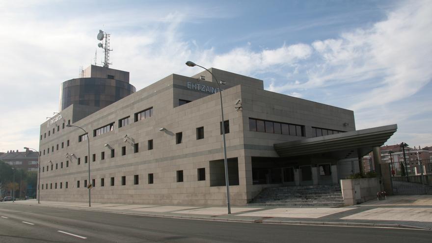 Detenido por agredir con una botella a otro hombre causándole heridas en rostro, cuello y brazos