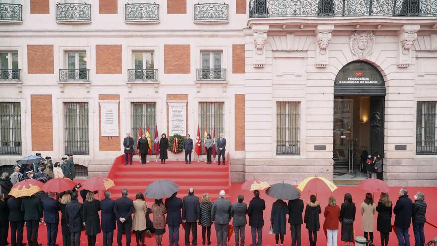 El homenaje a las víctimas del 11M en la Real Casa de Correos de la madrileña Puerta del Sol.