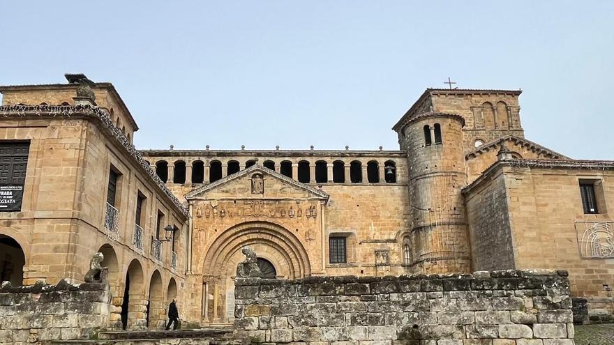 Santillana del Mar, una villa medieval y también navideña