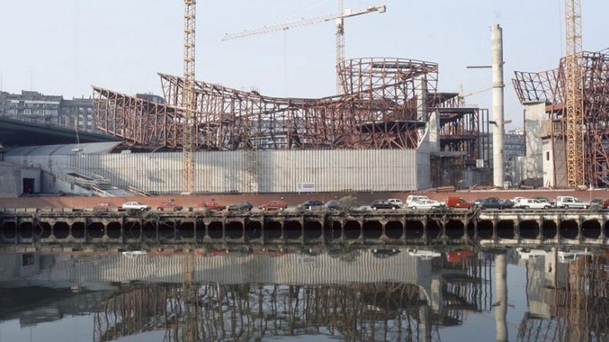 Bilbao, la ría y el Guggenheim: el antes y el después de una transformación histórica