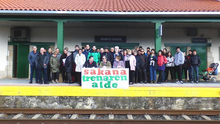 Sakana Trenaren Alde rechaza el TAV  entre Iruña y Alsasua