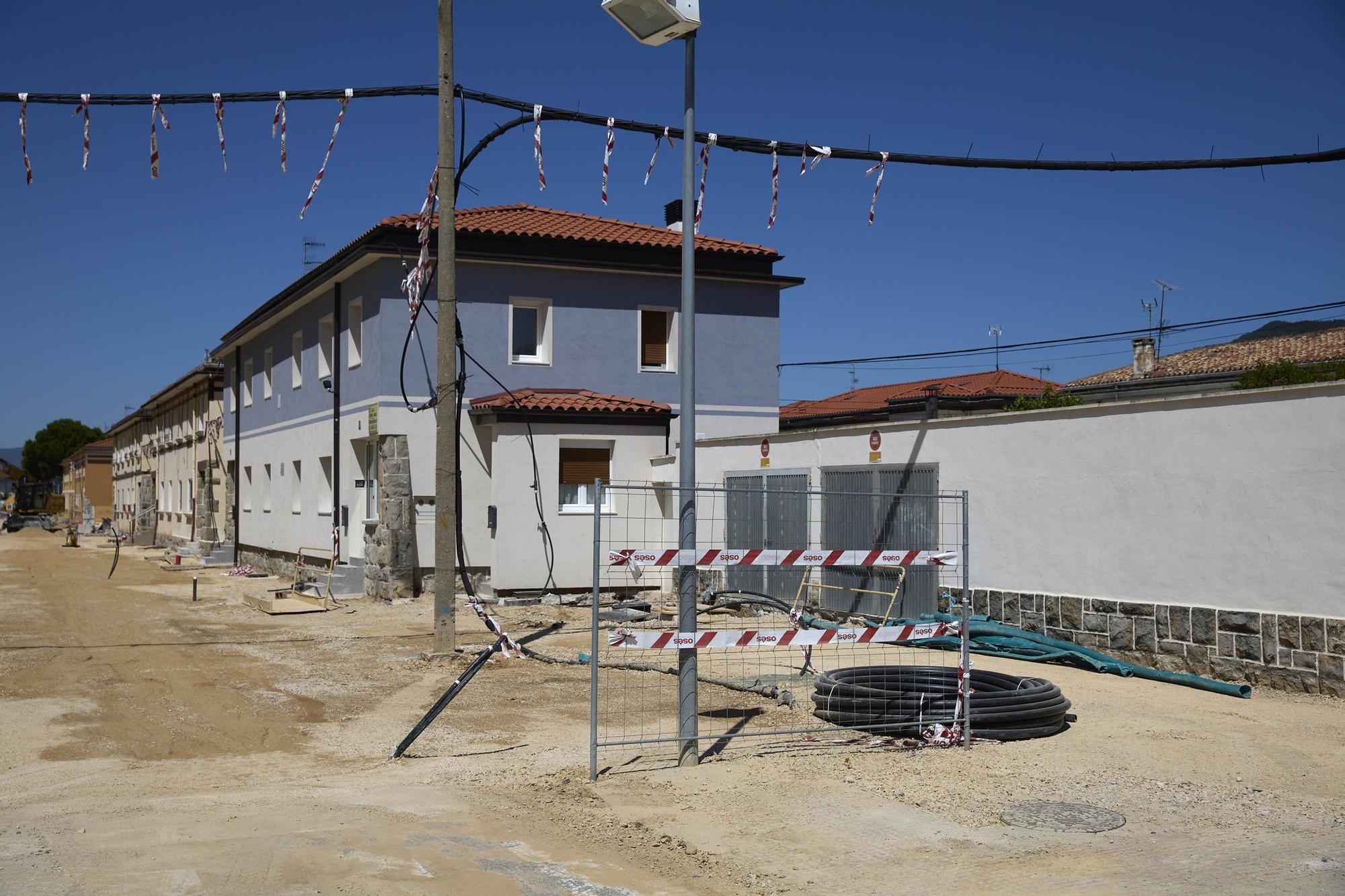 Fotos de las obras en Pamplona, que no descansa ni en verano