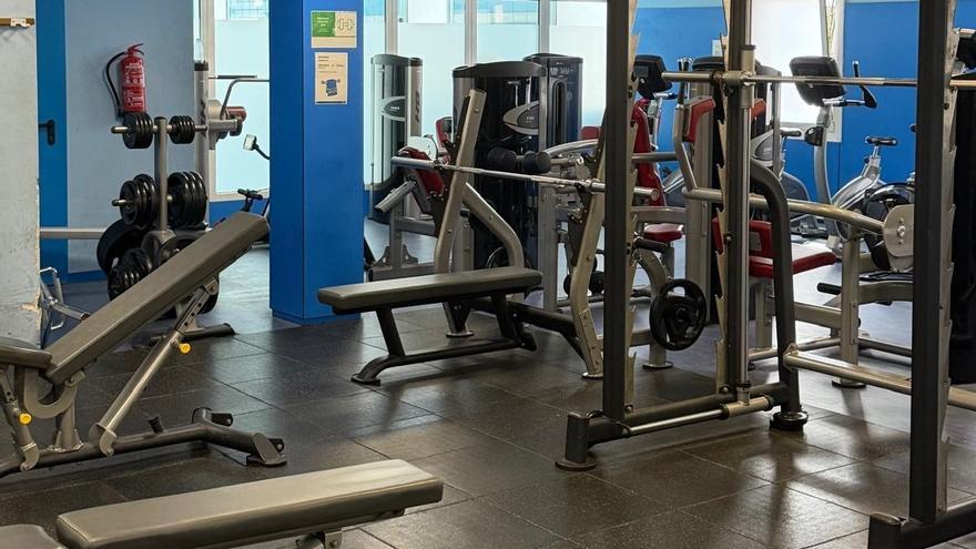 El PNV denuncia el deterioro del polideportivo de Elorrio