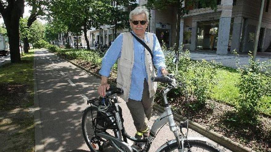 &quot;El itinerario ciclista de Donostia tiene bastante puntos de conflicto con el peatón; ahí surge la polémica&quot;