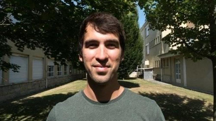 Andrés Echeverría Obanos.