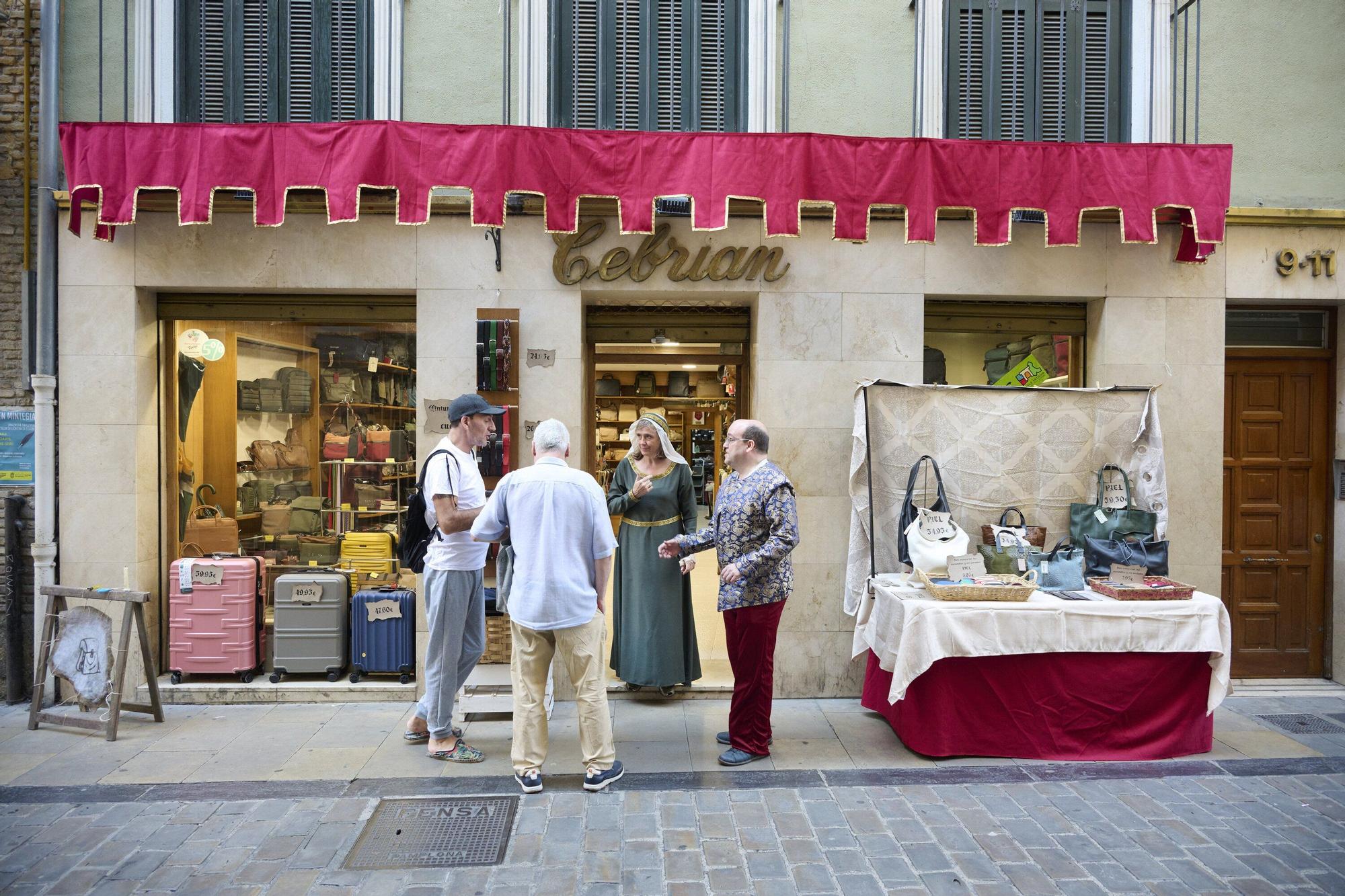 Privilegio de la Unión: comercios del Casco Viejo de Pamplona se visten de medieval