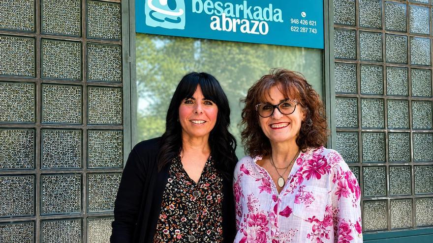 Besarkada: el abrazo que combate el tabú del suicidio