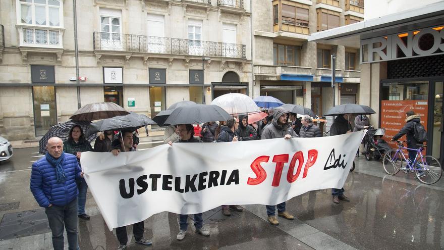 EH Bildu insta a buscar "ubicaciones nuevas" para los servicios emplazados en San Antonio