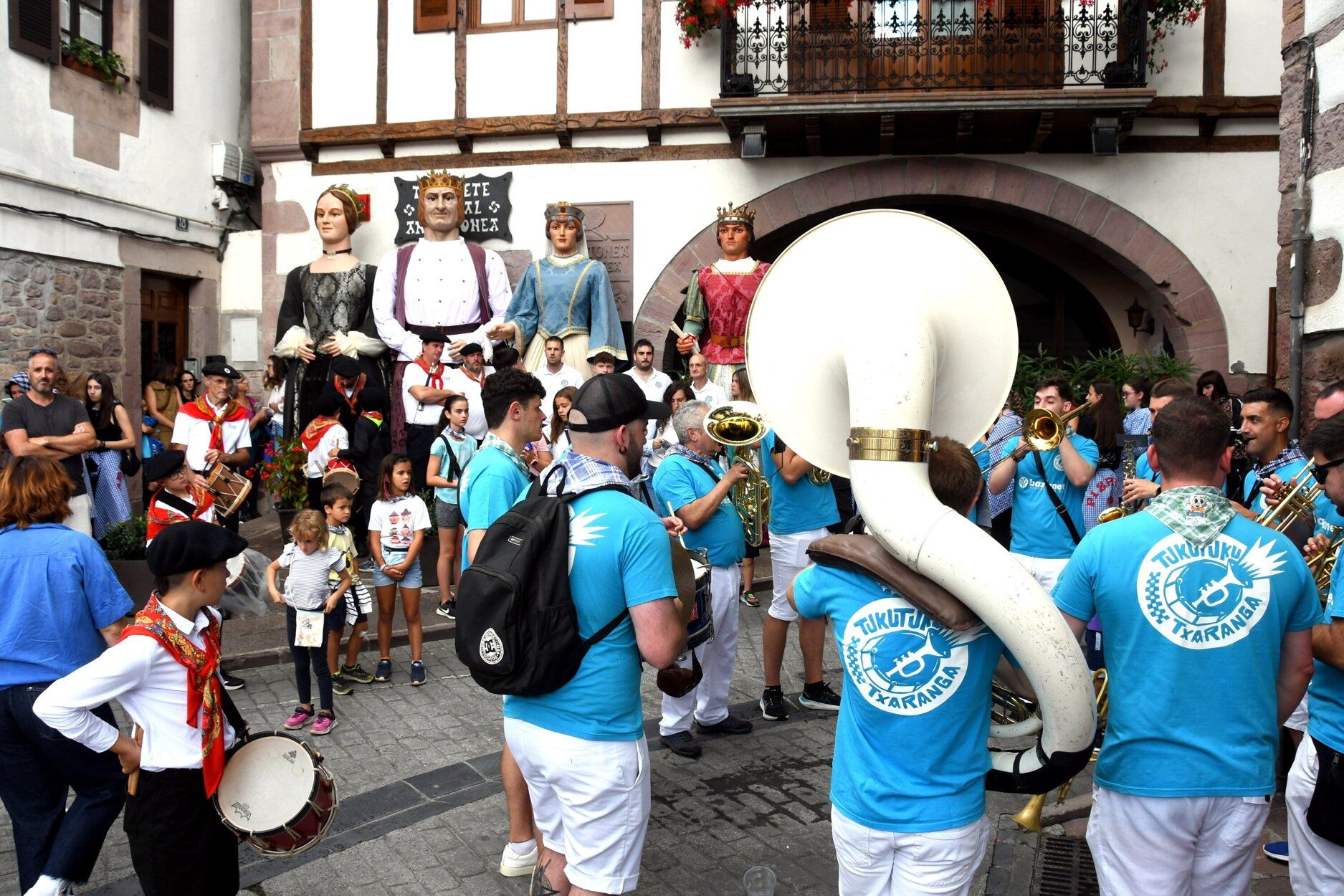 Fotos del chupinazo de Elizondo