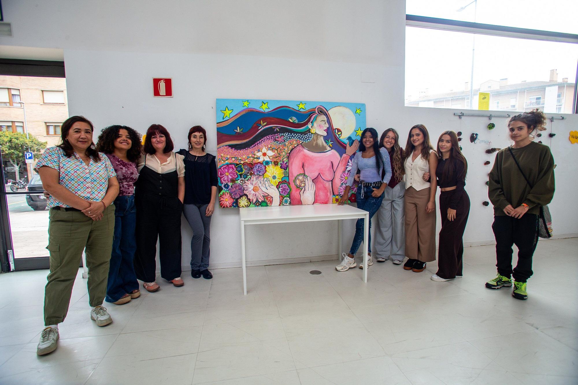 Exposición de SOS Racismo en Berriozar
