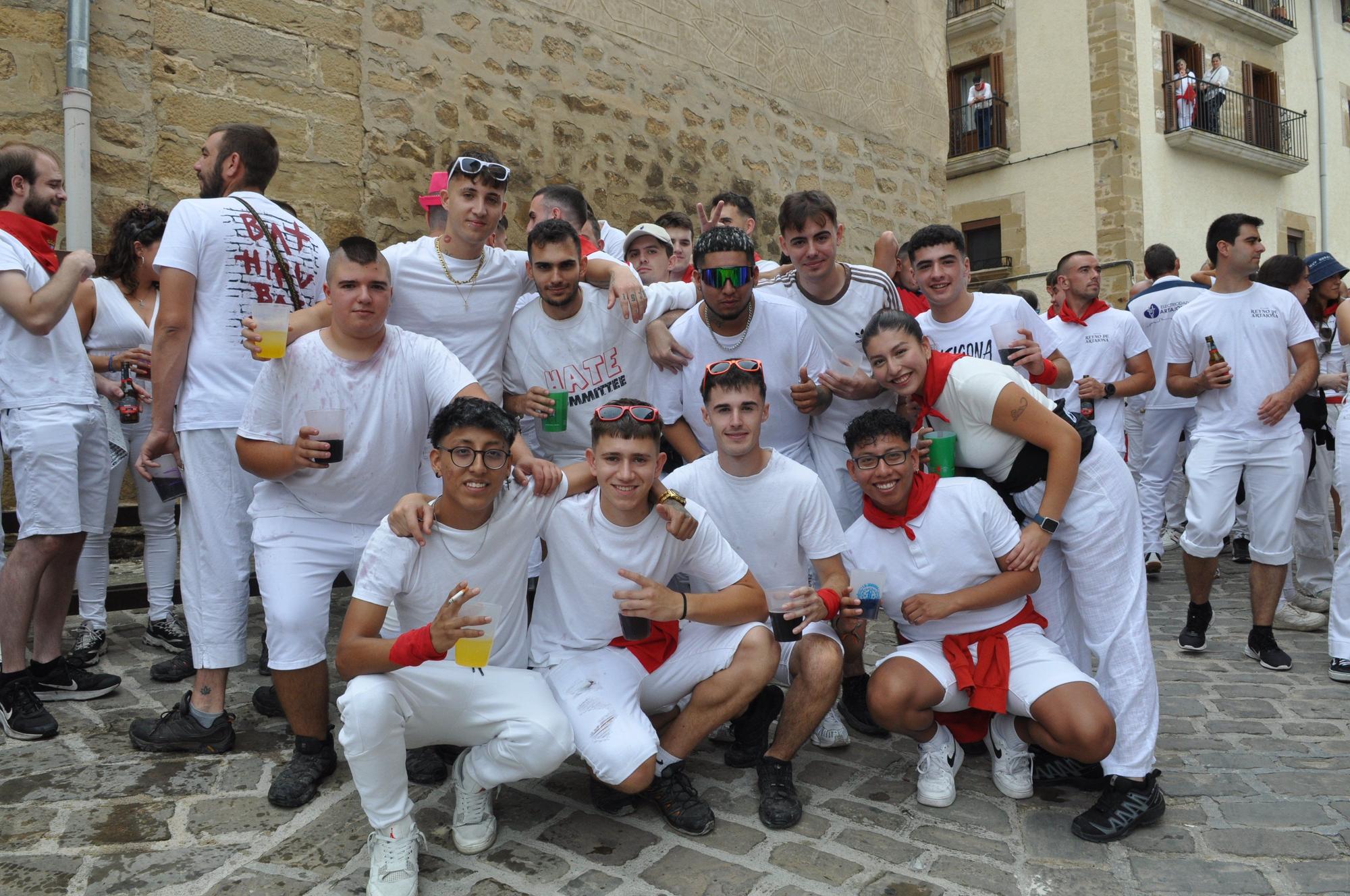 Fotos del cohete de fiestas de Artajona 2025