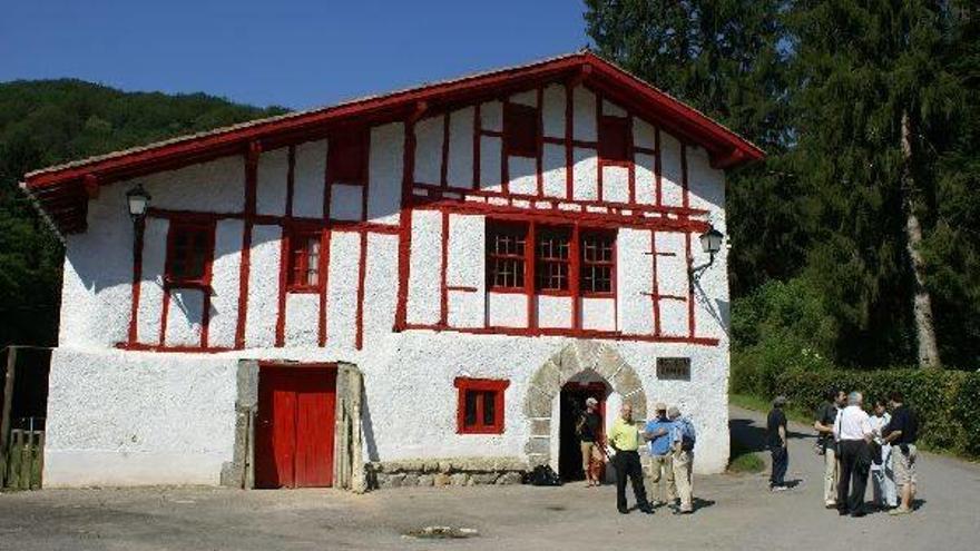 El Ayuntamiento limita a quince las visitas guiadas anuales a Artikutza para ahorrar