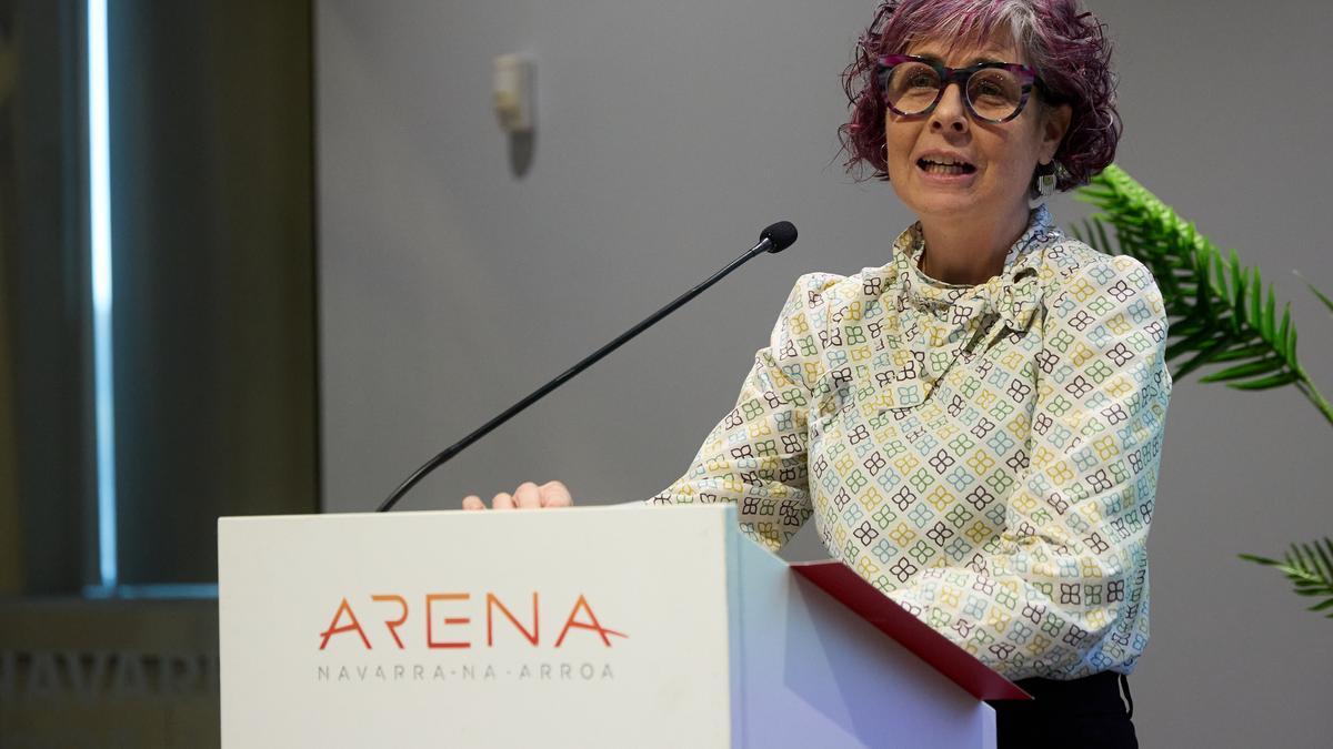 La consejera Esnaola, durante su intervención.