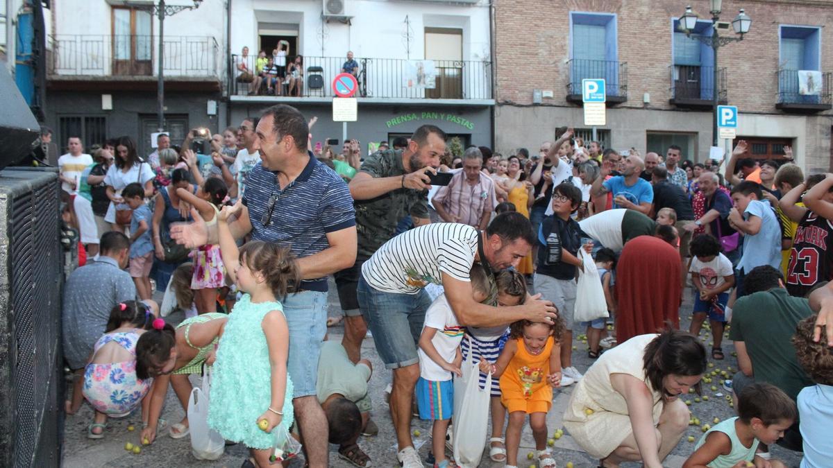 Niños en las fiestas de Ablitas.